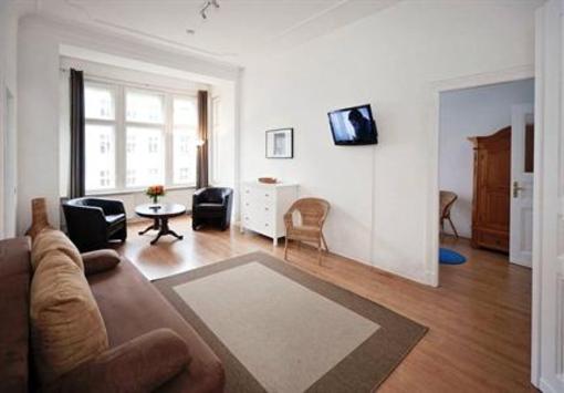 фото отеля Old Town Apartments Zehdenicker Strasse Berlin