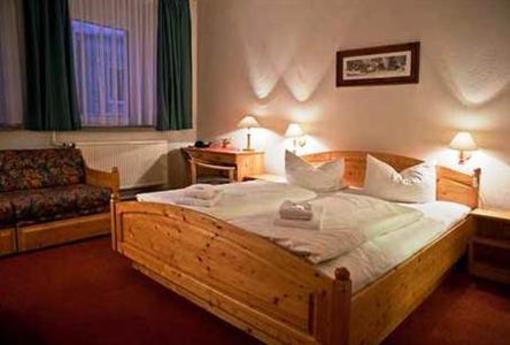 фото отеля Rathaushotels Oberwiesenthal