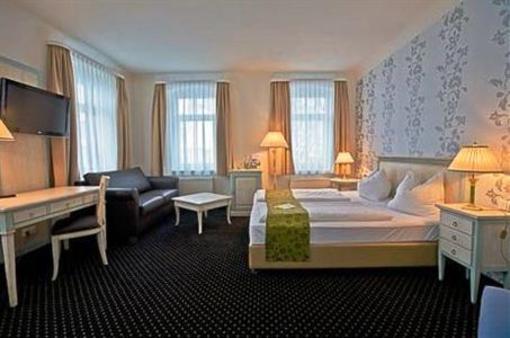 фото отеля Rathaushotels Oberwiesenthal