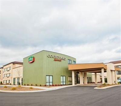 фото отеля Courtyard by Marriott Charlotte Airport
