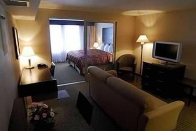 фото отеля Holiday Inn 67 Street Red Deer