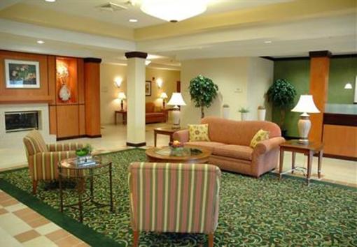 фото отеля Fairfield Inn & Suites Winchester