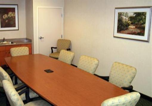 фото отеля Fairfield Inn & Suites Winchester