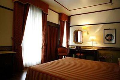 фото отеля Politeama Palace Hotel