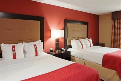 фото отеля Holiday Inn Hotel & Suites Lima East