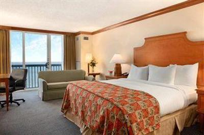 фото отеля Doubletree Guest Suites Melbourne Beach Oceanfront