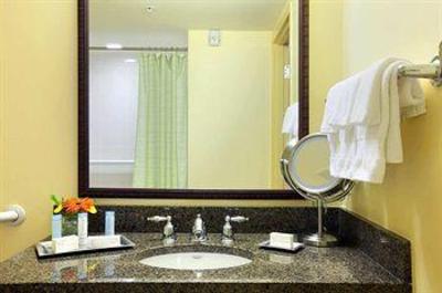 фото отеля Doubletree Guest Suites Melbourne Beach Oceanfront