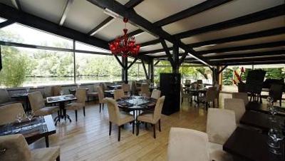 фото отеля Hotel Du Lac Foix