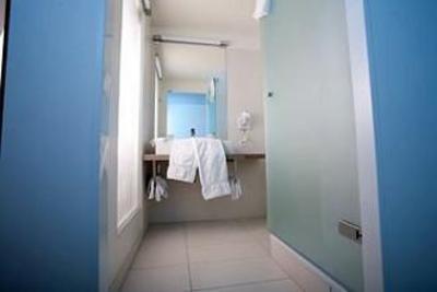 фото отеля Kyriad Le Mans Sud Mulsanne Hotel