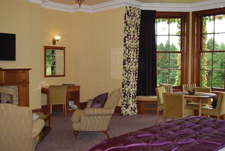 фото отеля Balgeddie House Hotel
