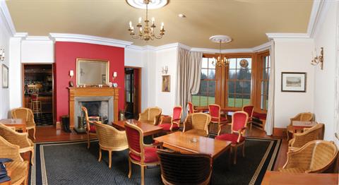 фото отеля Balgeddie House Hotel