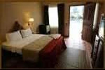 фото отеля The Billabong Hotel