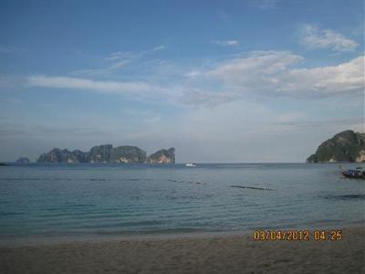 фото отеля Phi Phi Beach Front Resort