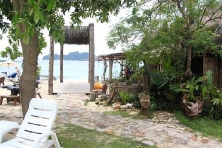 фото отеля Phi Phi Beach Front Resort
