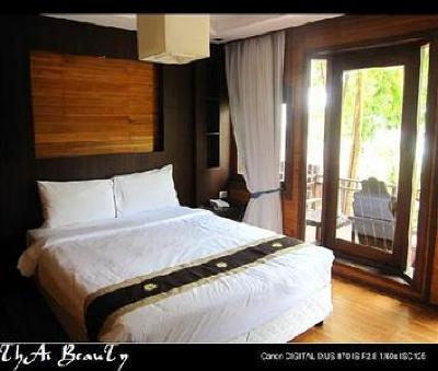 фото отеля Phi Phi Beach Front Resort