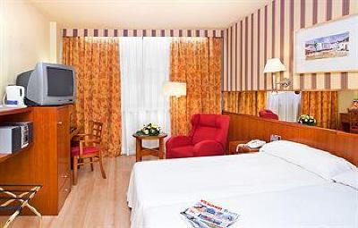 фото отеля Senator Barcelona Spa Hotel