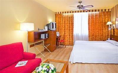 фото отеля Senator Barcelona Spa Hotel