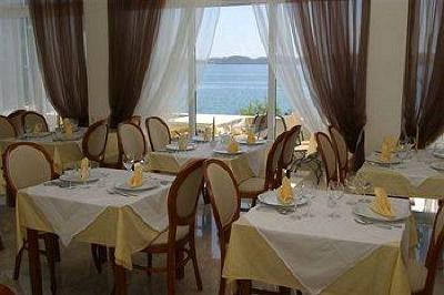 фото отеля Jadran Hotel Seget Donji