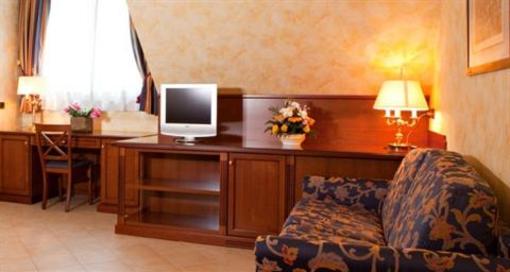 фото отеля ATAHOTEL Linea Uno Residence