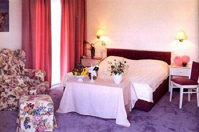 фото отеля Kouros Hotel