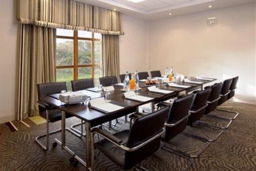 фото отеля Holiday Inn Chessington London