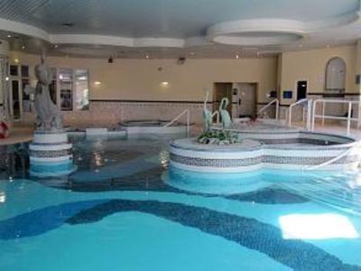 фото отеля Westlodge Hotel