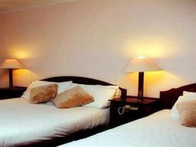 фото отеля Westlodge Hotel