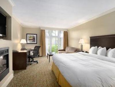 фото отеля Ramada Inn Cornwall (Canada)