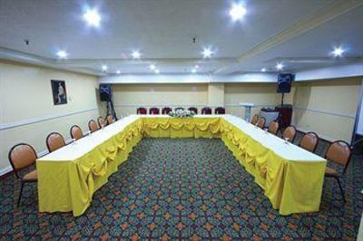 фото отеля Hotel Rembrandt Quezon City