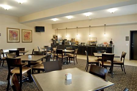 фото отеля BEST WESTERN Innisfail Inn