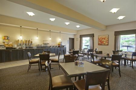 фото отеля BEST WESTERN Innisfail Inn