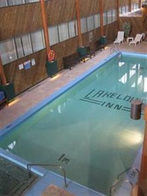 фото отеля Lake Louise Inn