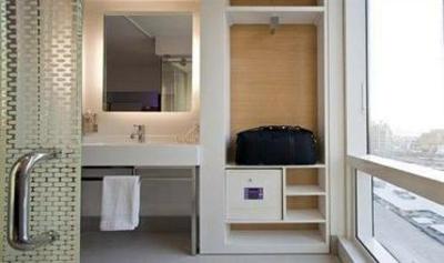 фото отеля YOTEL New York at Times Square West