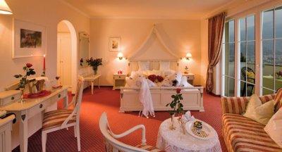 фото отеля Landhaus Hotel Kristall
