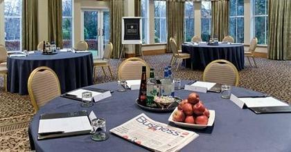фото отеля Macdonald Crutherland House Hotel East Kilbride