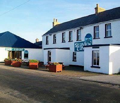 фото отеля The Seaview Tavern Guesthouse Malin Head