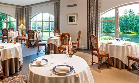 фото отеля Hostellerie du Chateau de Sainte Sabine