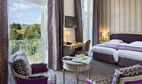 фото отеля Hostellerie du Chateau de Sainte Sabine