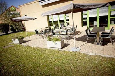 фото отеля Hotel Campanile Bordeaux Sud Pessac