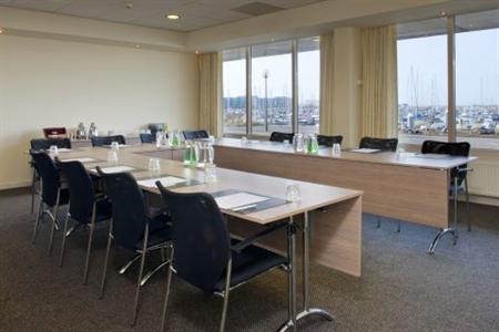 фото отеля Holiday Inn Ijmuiden Seaport Beach