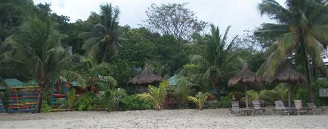 фото отеля Tamaraw Beach Resort