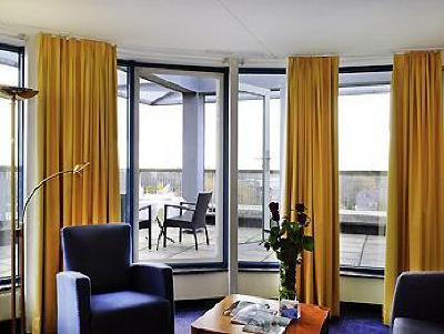 фото отеля Novotel Amsterdam Airport