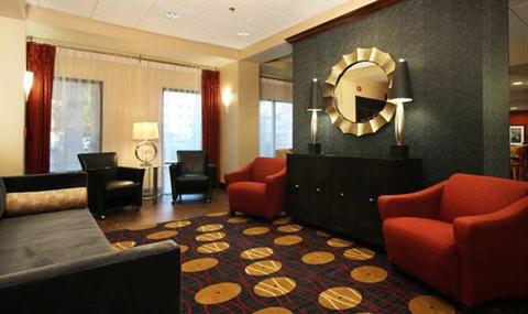 фото отеля Hampton Inn Urbana