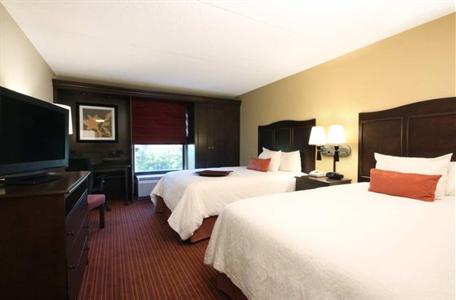 фото отеля Hampton Inn Urbana