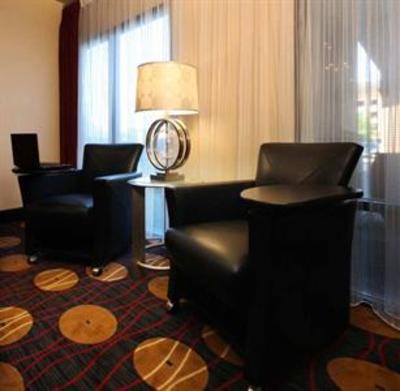 фото отеля Hampton Inn Urbana