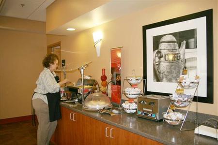 фото отеля Hampton Inn Urbana