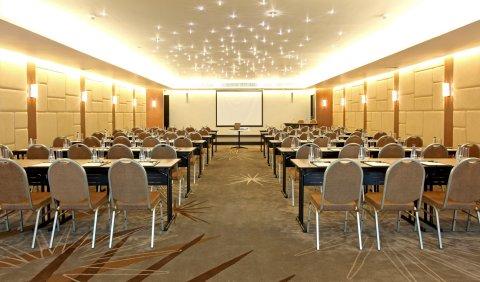 фото отеля Radisson Suites Bangkok Sukhumvit