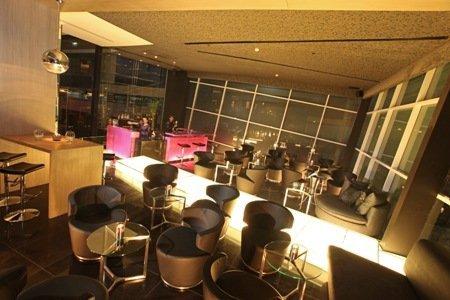 фото отеля Radisson Suites Bangkok Sukhumvit