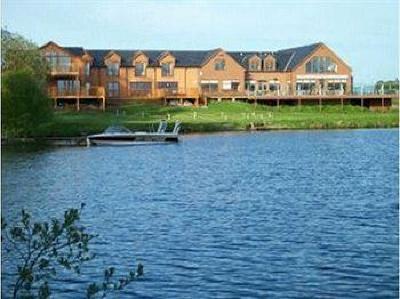 фото отеля The Lodge on the Loch of Aboyne Hotel