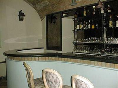 фото отеля Hotel De La Ville Civitavecchia